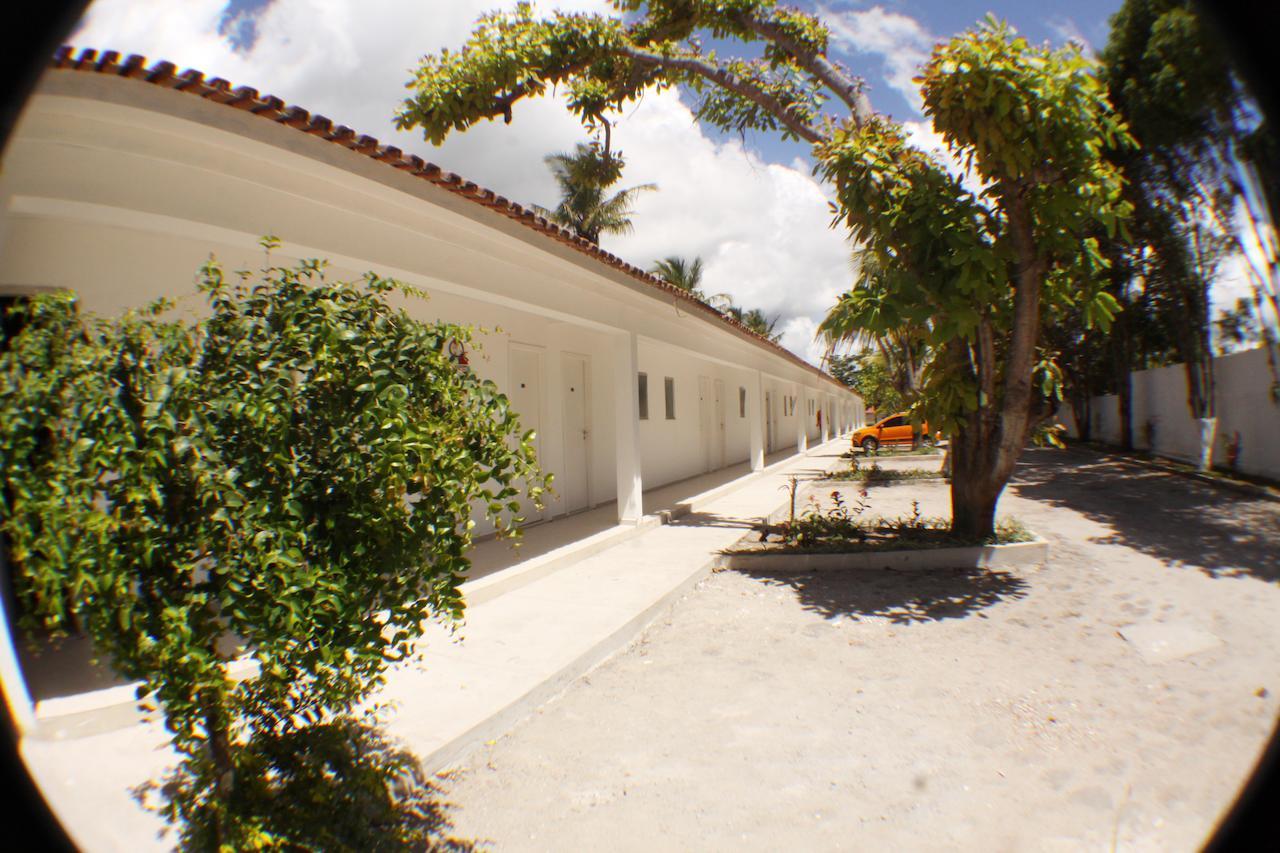 Hotel Abrolhos Nova Viçosa Exteriör bild